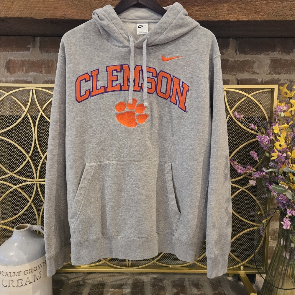 Clemson - image 2